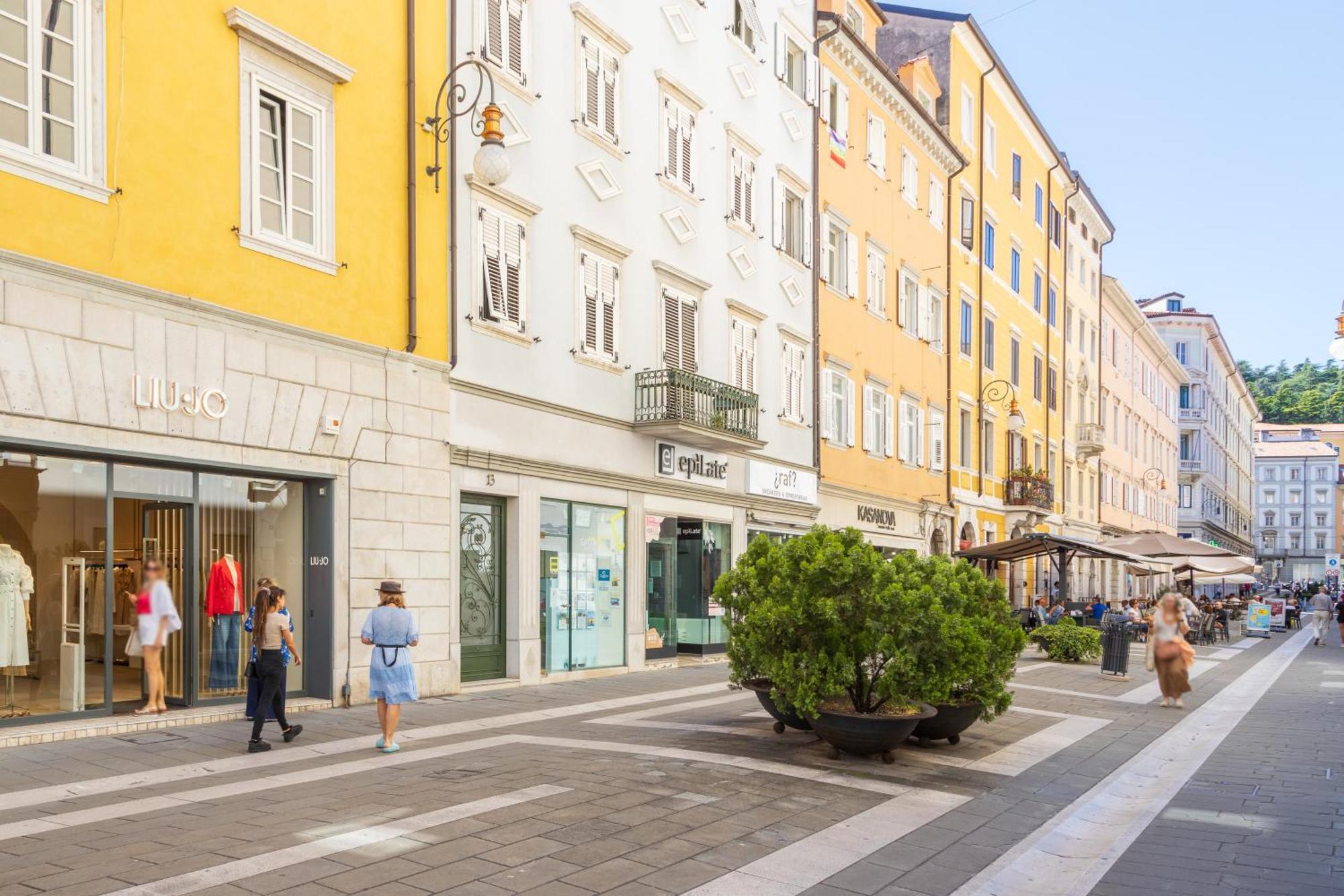 Rifugio Wilde, A Trieste Centro Con Parcheggio Extérieur photo